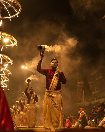 Mumbai to Varanasi
